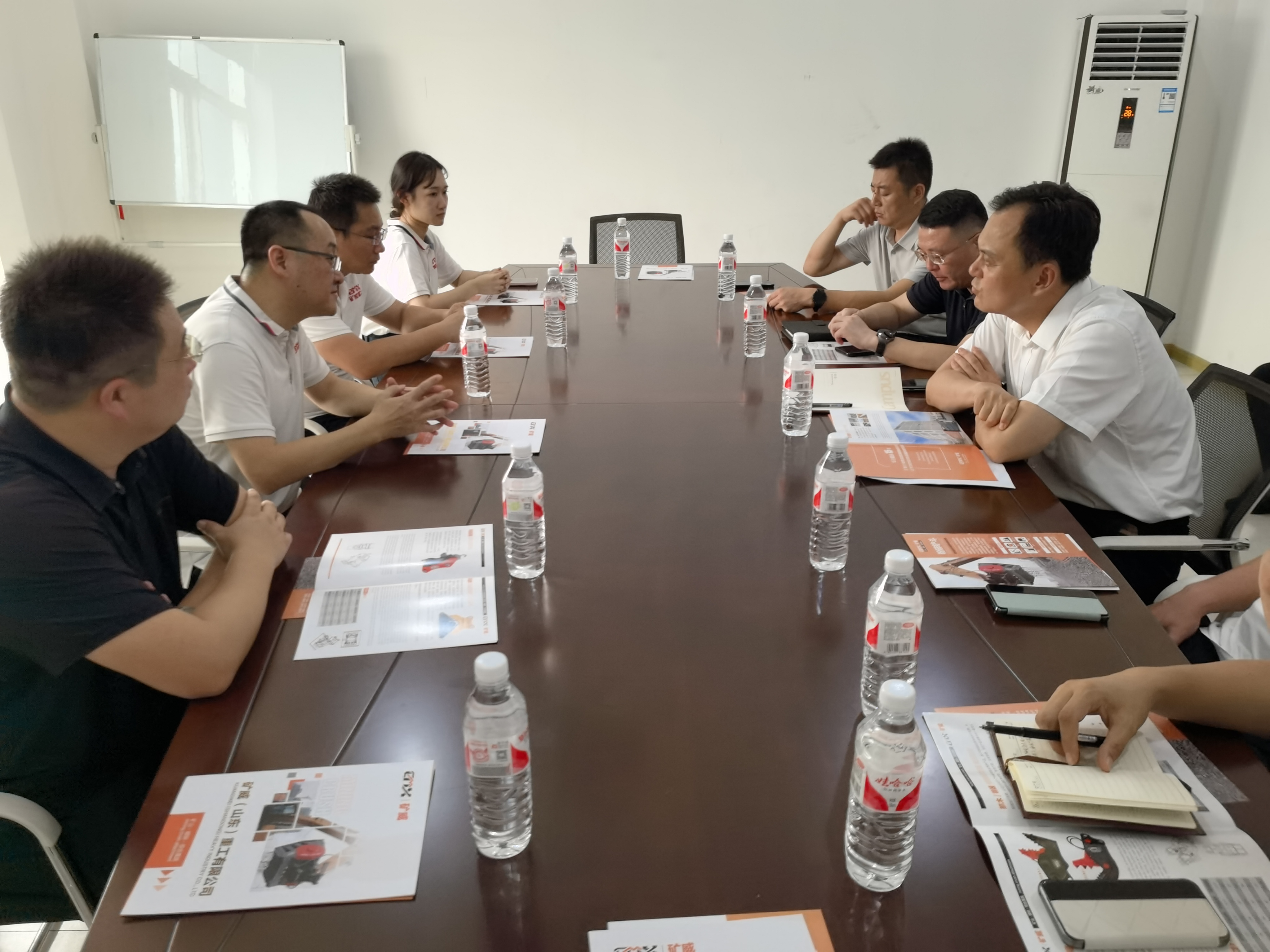 区领导莅临矿威重工调研指导